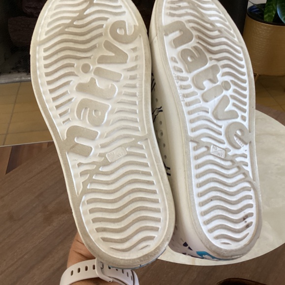 Native Jefferson whale shoes women’s 7 - Picture 4 of 6